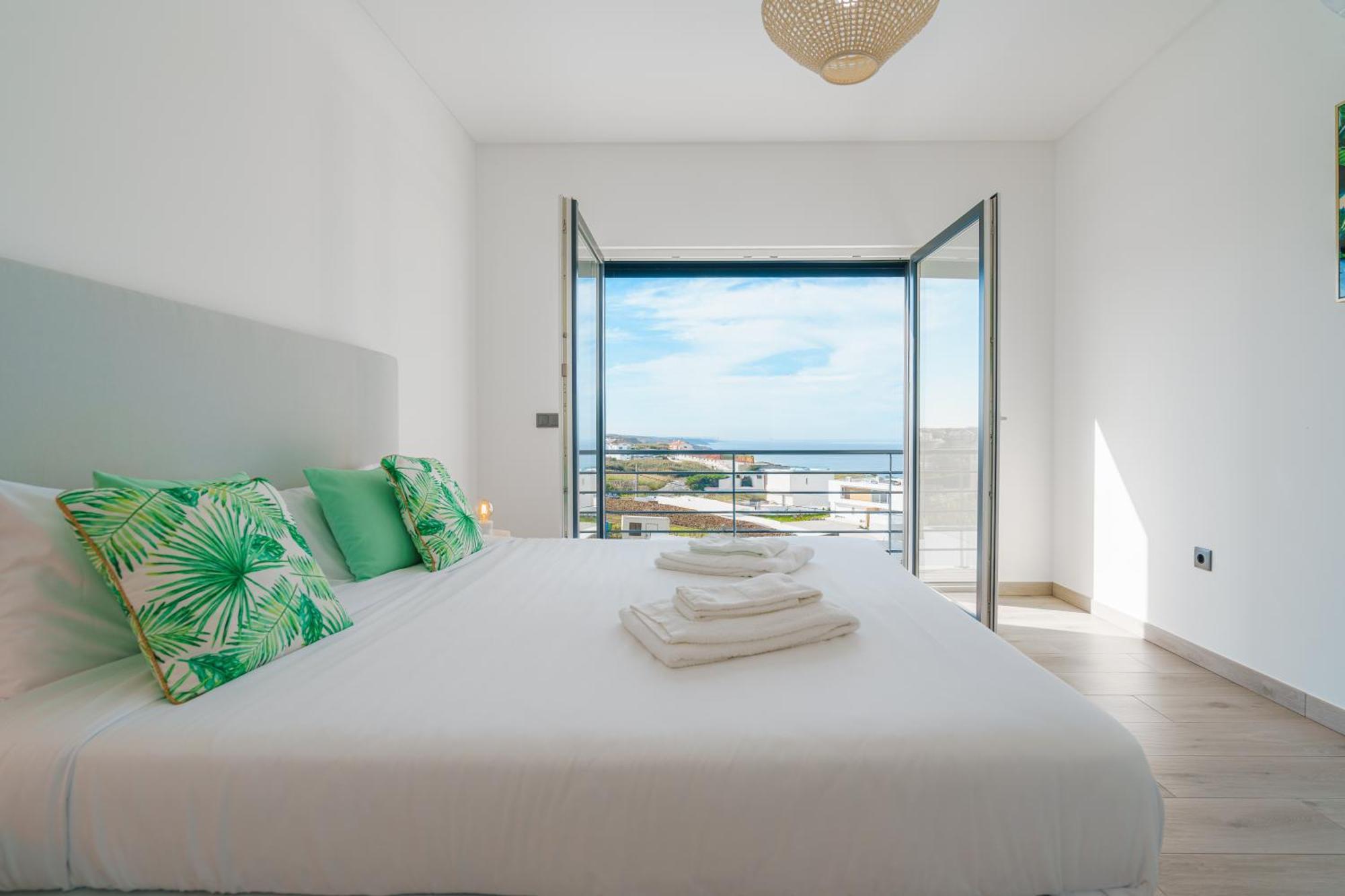 Silver Villa With Ocean View Lourinhã Exterior foto